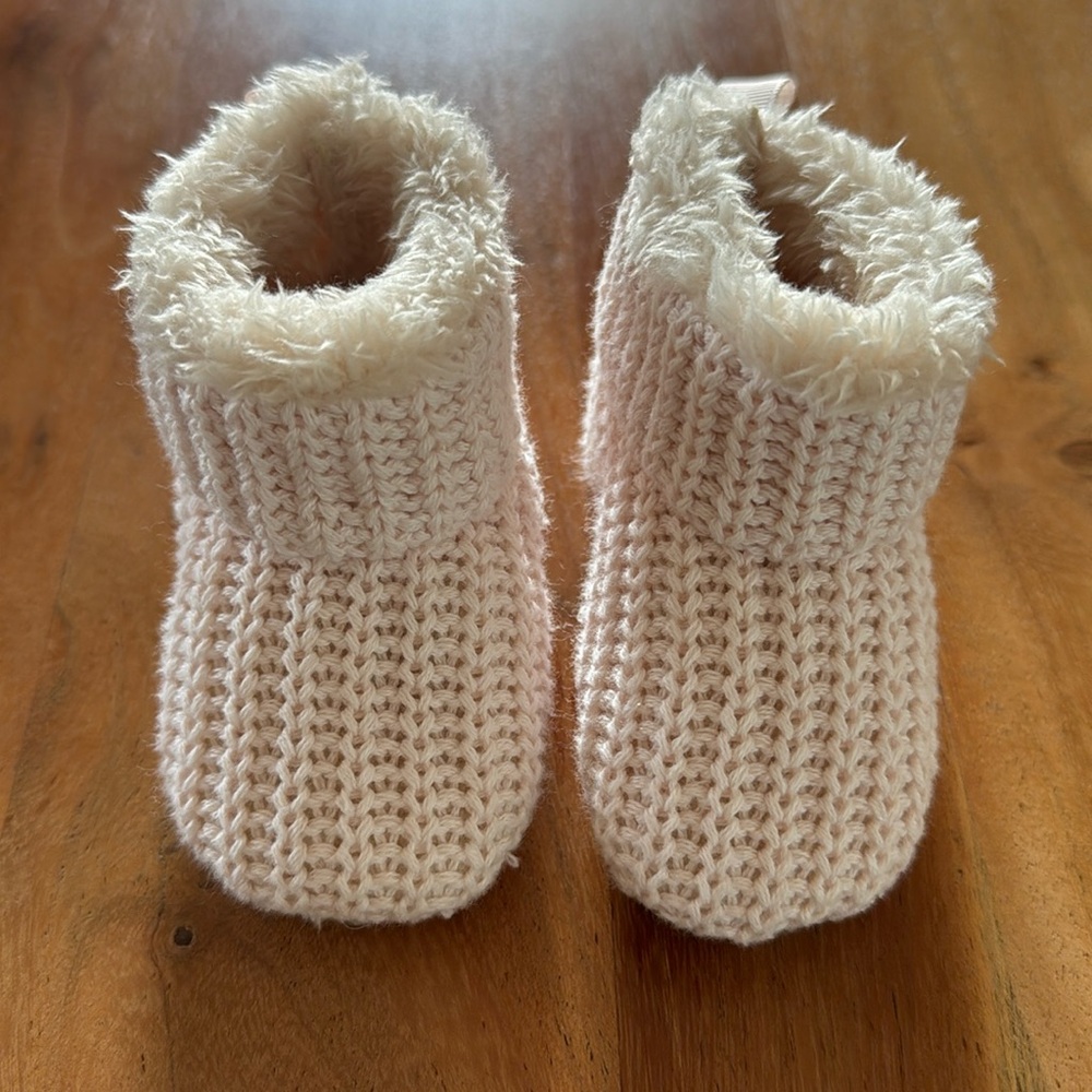 Brand new Sherpa lined booties